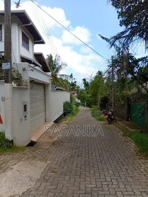 කැස්බෑව කොලබ හොරණ පාරට පර්චස් 6.5 ඉඩම විකිණීමට ඇත