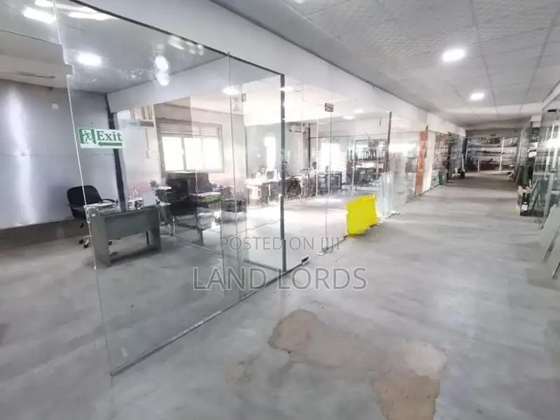 15P Commercial Building facing Galle Road in Bambalapitiya FOR SALE