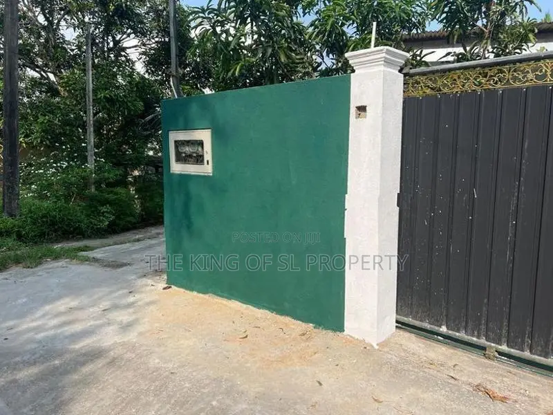 House for sale in Maharagama