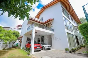 ￭ 05BR Modern Luxury Nugegoda House For Sale (NK10646)