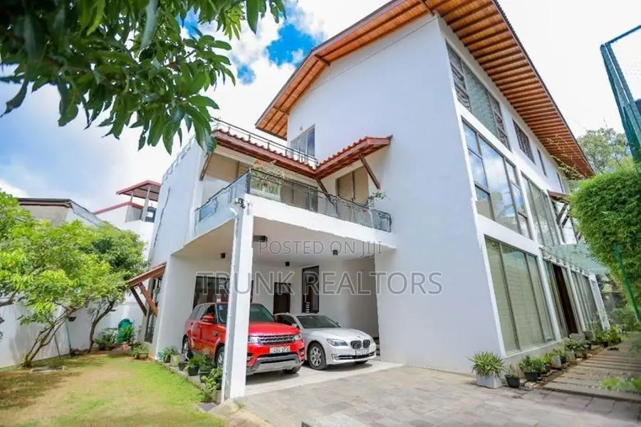 ￭ 05BR Modern Luxury Nugegoda House For Sale (NK10646)