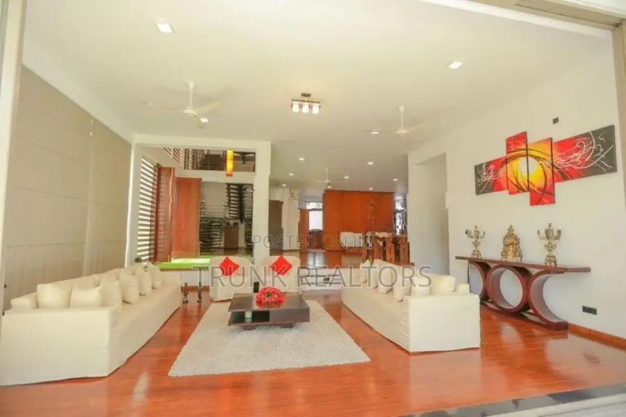 ￭ 05BR Modern Luxury Nugegoda House For Sale (NK10646)