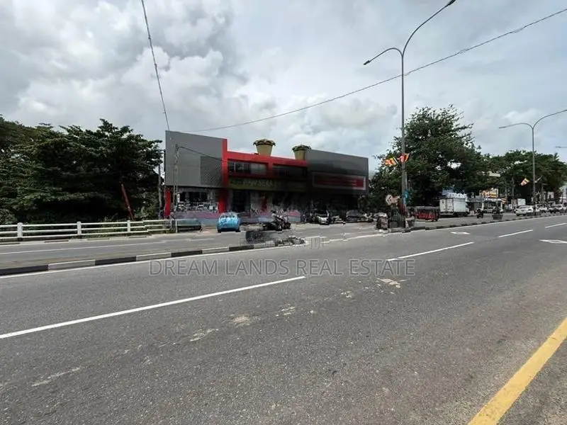 COMMERCIAL PROPERTY FOR RENT IN KIRIBATHGODA (SP1201)