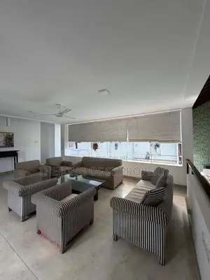 Luxury House for sale in Battaramulla