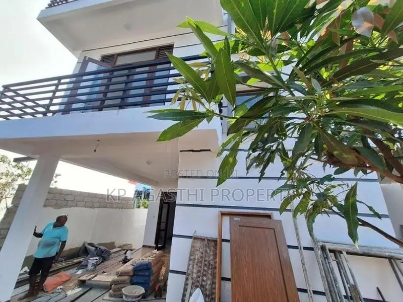architecture desing luxury house for sale in nugegoda