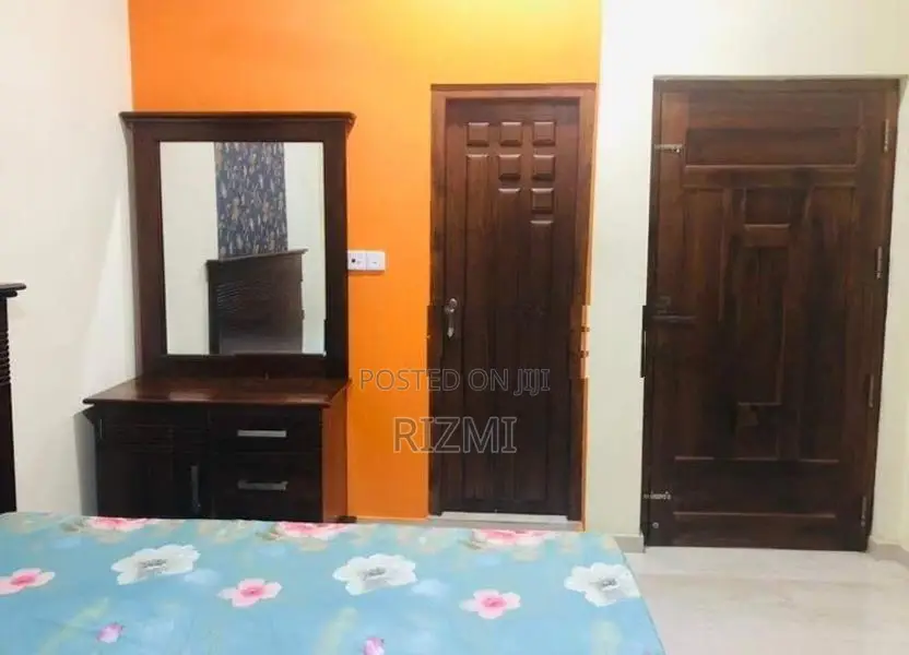fully furnished 3BR first floor apartment rent in mount lavinia
