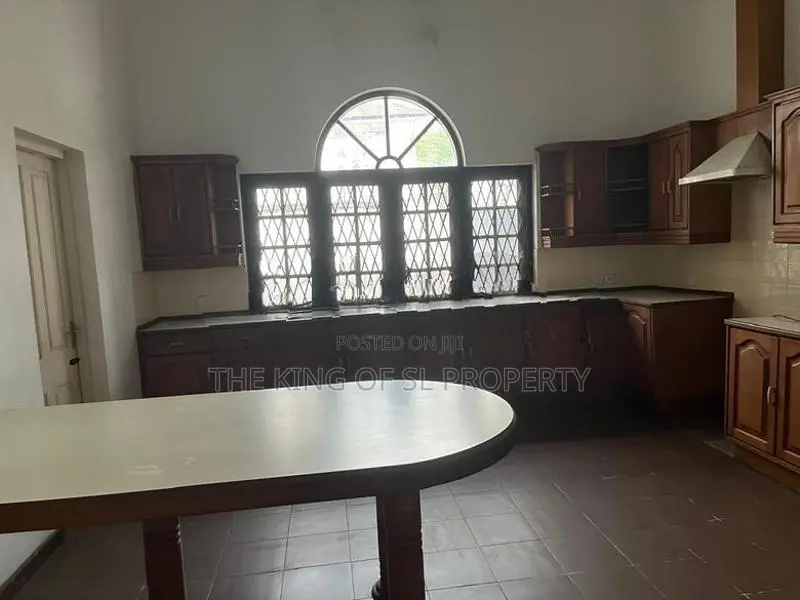 House for sale in Colombo 07