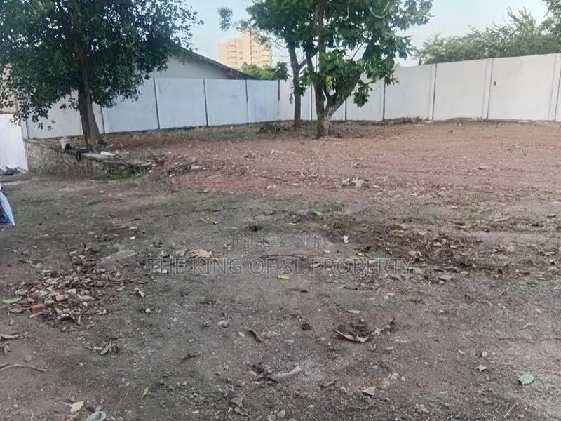 Land for sale in Nugegoda