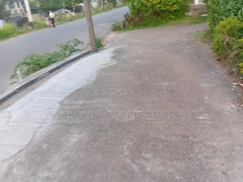 Land for sale in Nugegoda