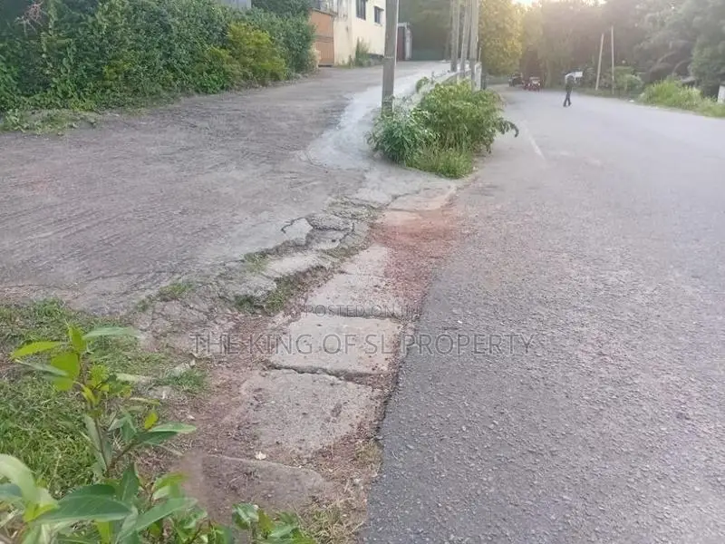 Land for sale in Nugegoda