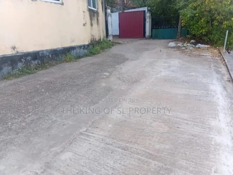 Land for sale in Nugegoda