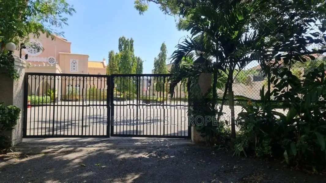 Land for sale in Colombo 05