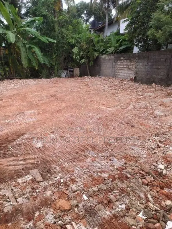 Land for sale in Rajagiriya
