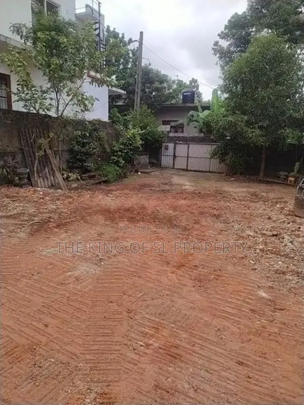 Land for sale in Rajagiriya