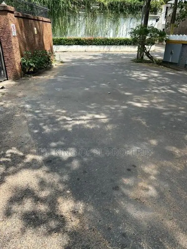 Land for sale in Dehiwala