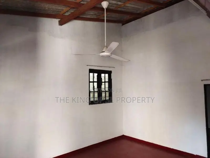 House for sale in Rathmalana