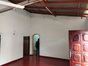 House for sale in Rathmalana