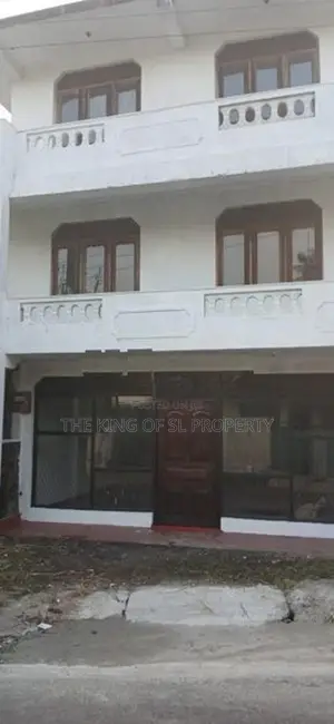 Building for sale in kadawatha