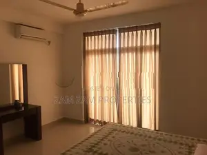 Fully Furnished Luxury Apartment For Rent in Colombo 4