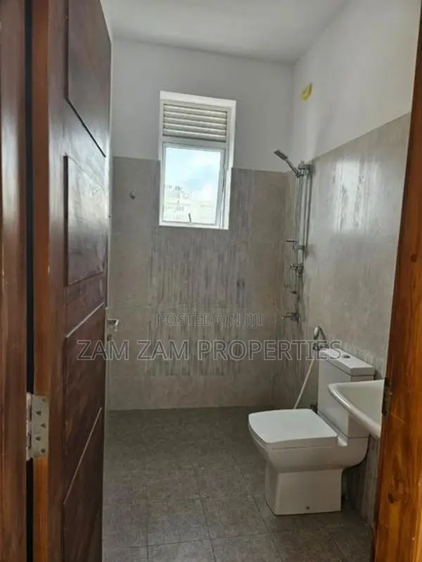 Brand New Apartment For Rent In Wellawatta Colombo 6