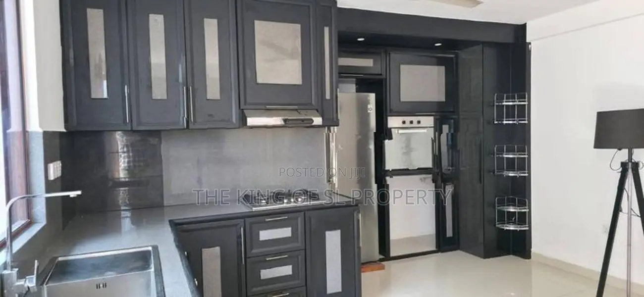 Luxury House for sale in Dehiwala