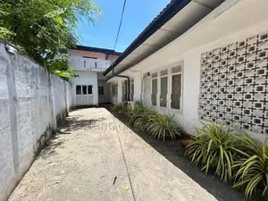 House for sale in Rathmalana