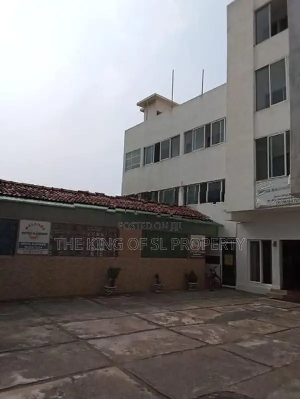 Hotel for sale in Mount Lavinia