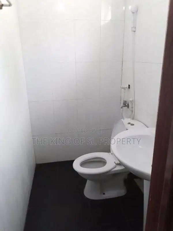 Hotel for sale in Mount Lavinia