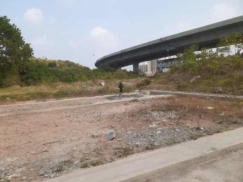 Land for sale in Colombo 14