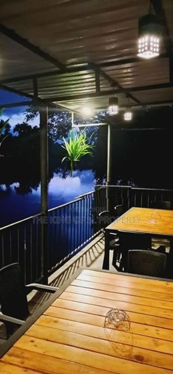 Hotel for sale in Kelaniya