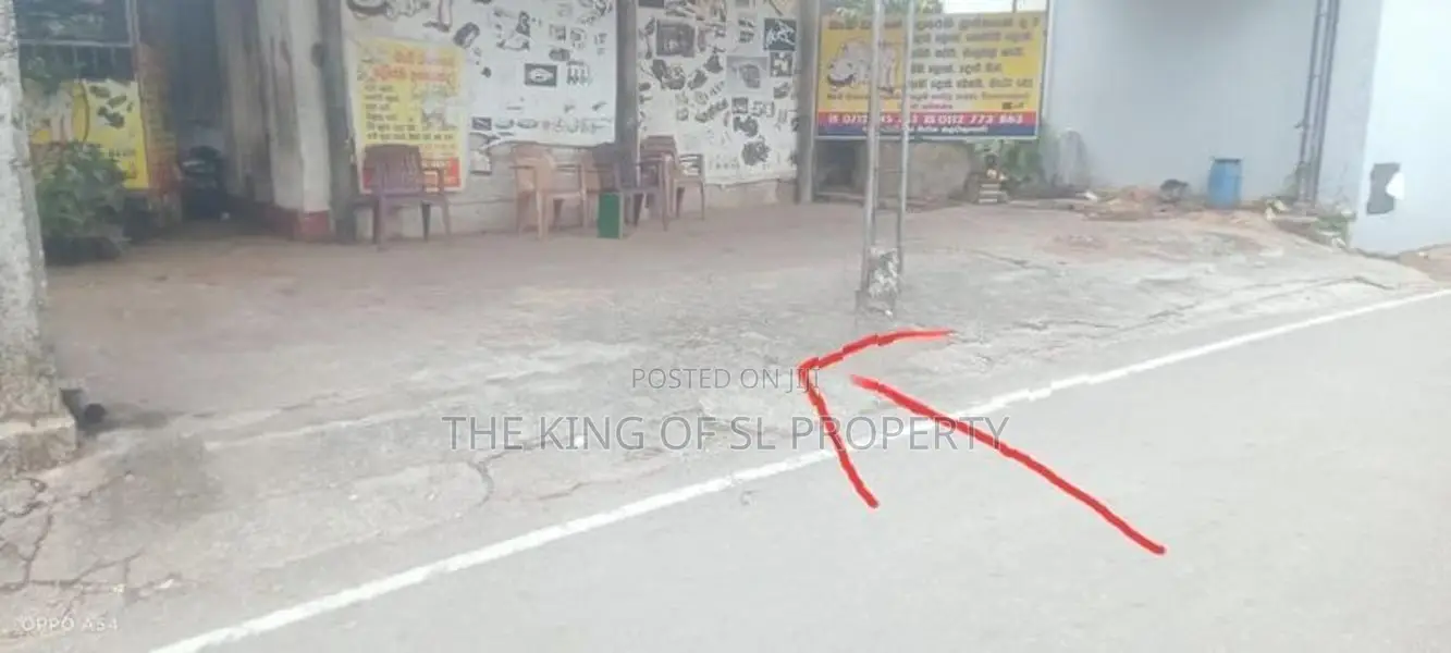Land for sale in Thalawathugoda