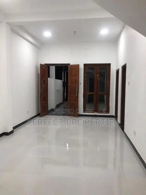 Brand New House for Sale – Wattala / Kerawalapitiya 299m to High Way