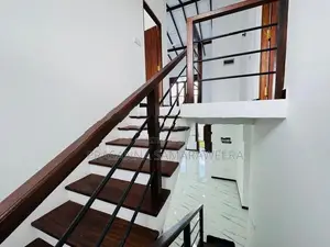 නවීනතම අලංකාර සුවිසල් දෙමහල් නිවස විකිණීමට piliyandala