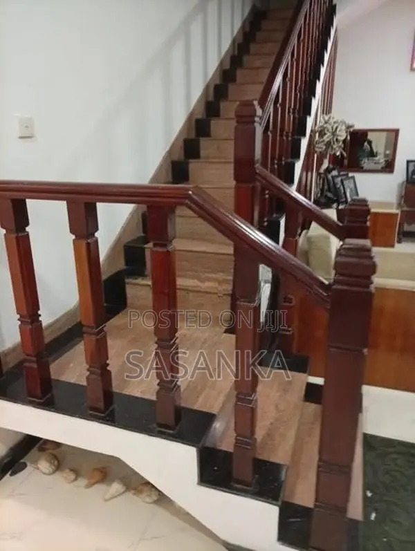 Ratmalana Attidiya Road 9Bed Rooms Three Story Luxury House For Sale