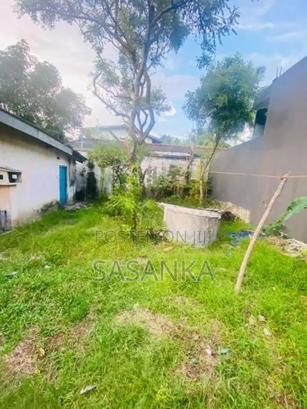 Moratuwa Lakshapthiya 22 Perches Land With House For sale