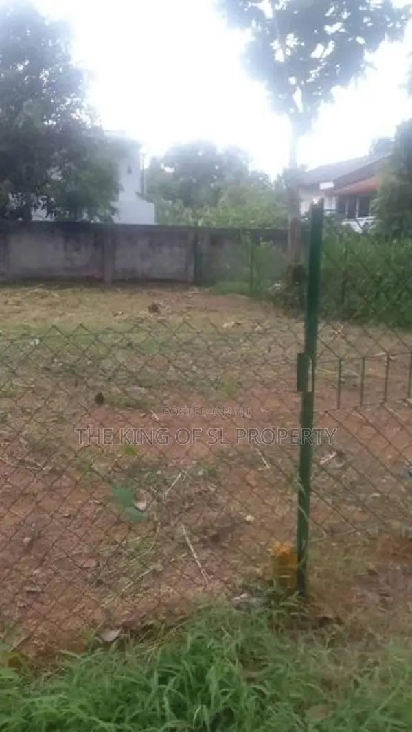 Land for sale in Piliyandala