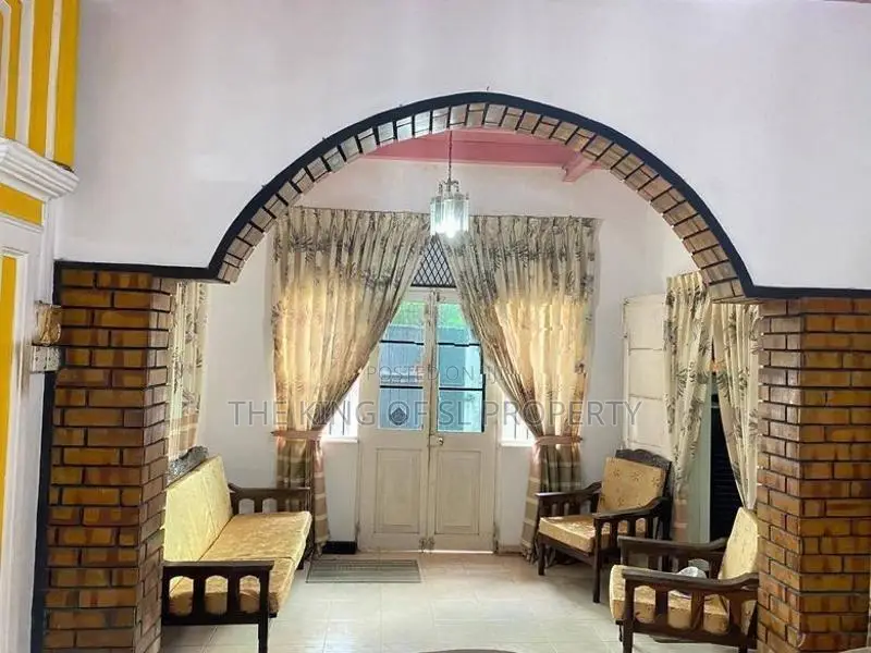 House for sale in Colombo 09