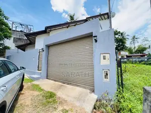 Good Condition House Sale Athurugiriya