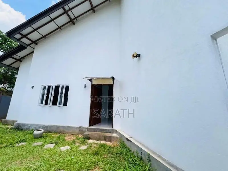 Good Condition House Sale Athurugiriya