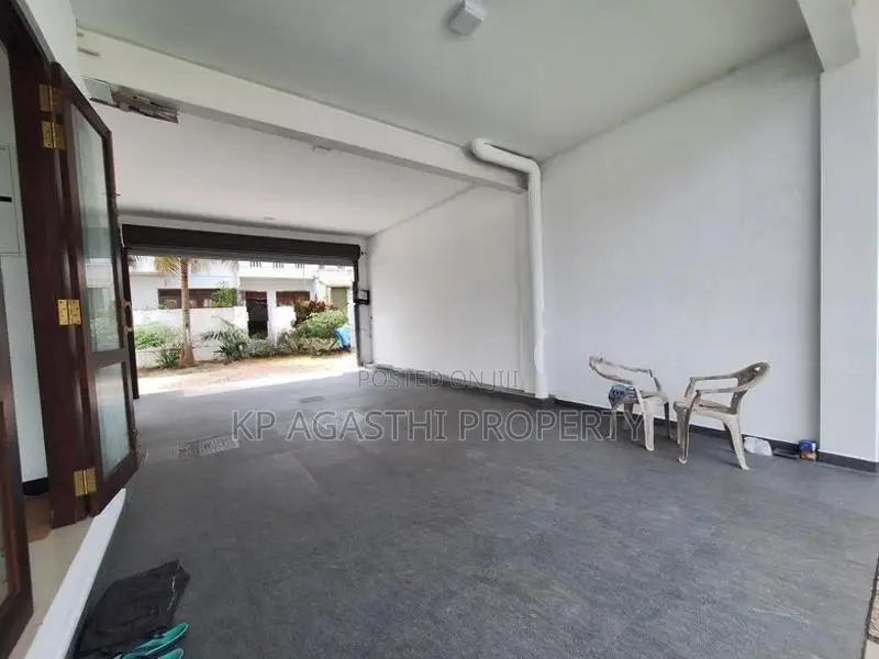 super luxury house for sale in mount lavenia