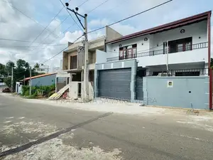 අති සුඛෝපභෝගී නවීනතම සුවිසල් දෙමහල් නිවස විකිණීමට