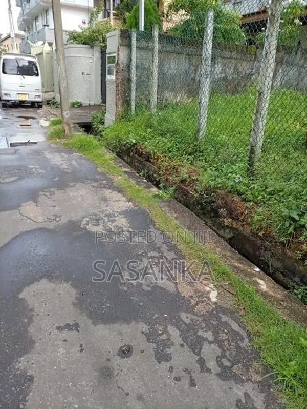 Mount Lavinia Sea Side 10 Perches Land For Sale