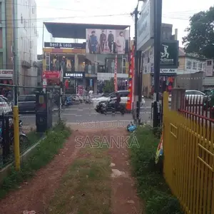 Maharagama Gammana Road 22 Perches Bare Land For Sale