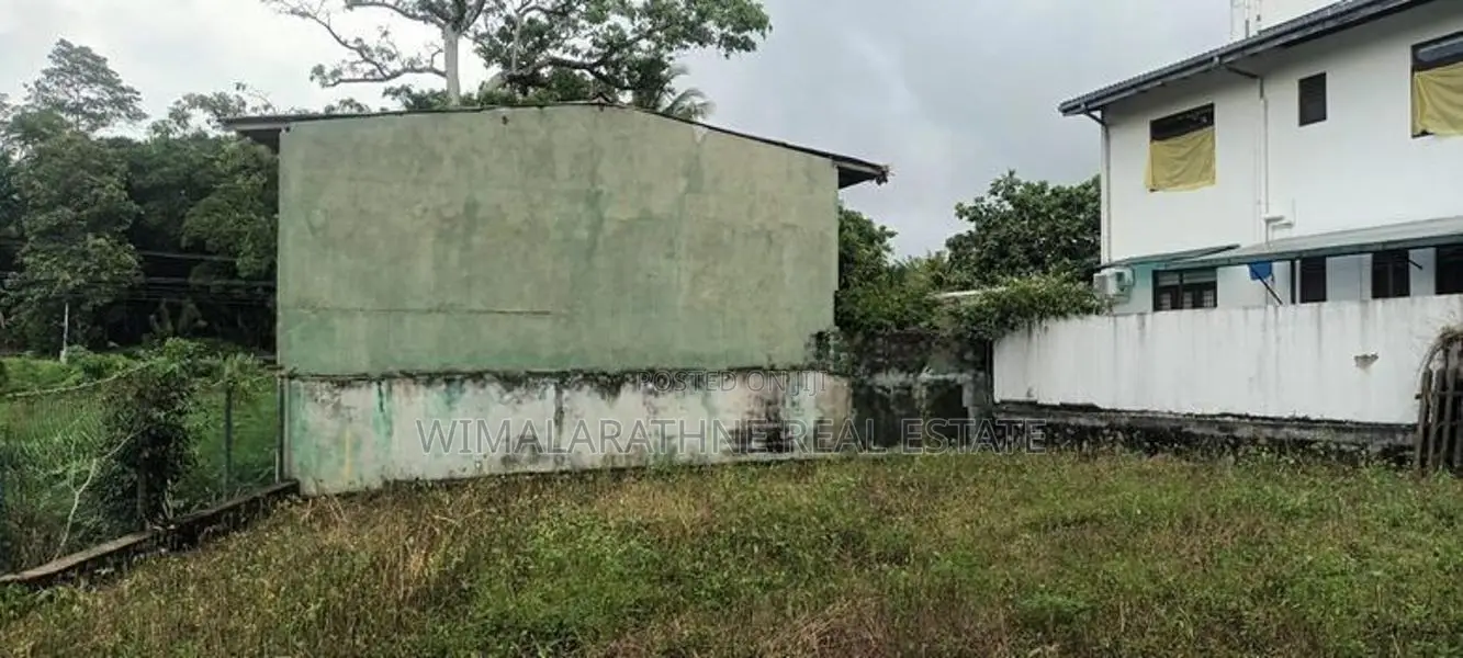 Land for Sale in Piliyandala Madapatha road