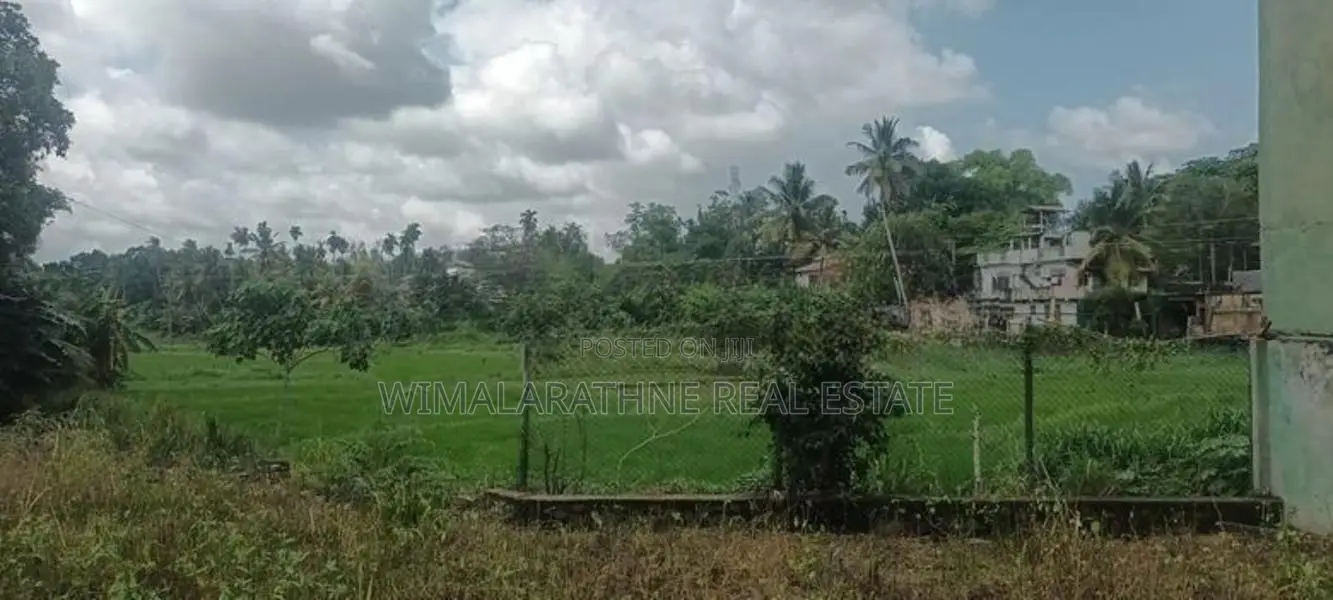 Land for Sale in Piliyandala Madapatha road