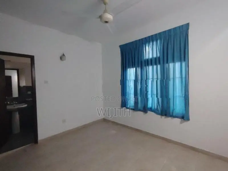TWO STORY HOUSE FOR SALE IN NUGAGODA MAHARAGAMA ROAD