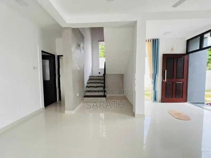 Luxurious Brand New House Sale Malabe