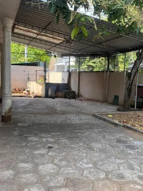 Land Sale In Boralesgamuwa Malani Bulathsinghala Mawatha