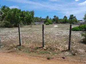 HHL1037 - Land for sale in Kommathurai