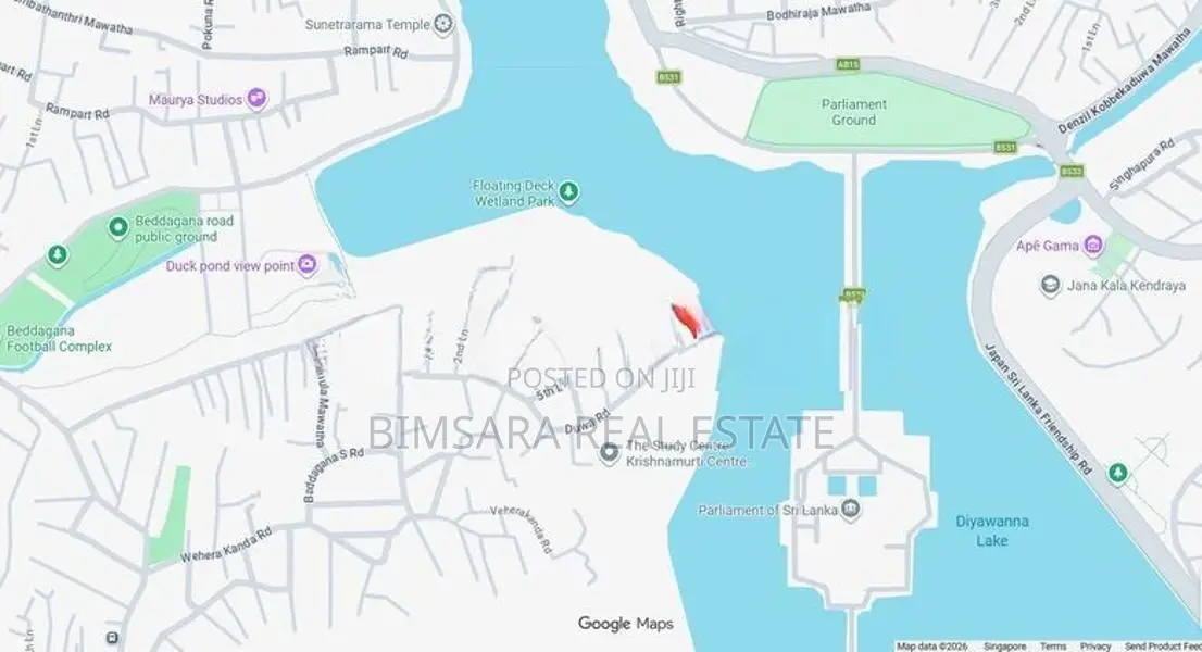 Waterfront Estate Overlooking Parliament Lake and the Bird Sanctuary